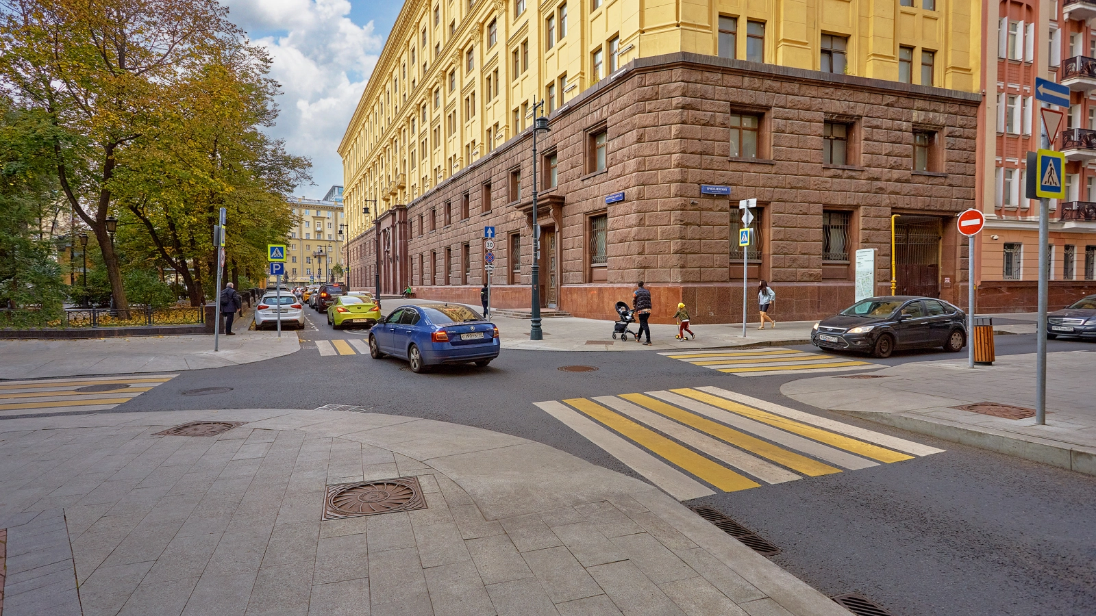 Ермолаевский переулок в Москве