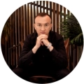 Откуда берутся высолы на камне, и что с ними делать